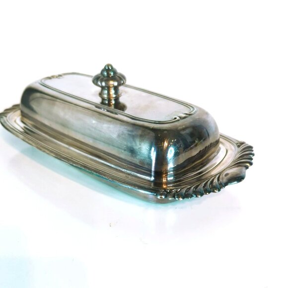 Vintage Oneida Silver-Plated Butter Dish With Ornate Lid Rectangular Shape - Picture 2 of 9